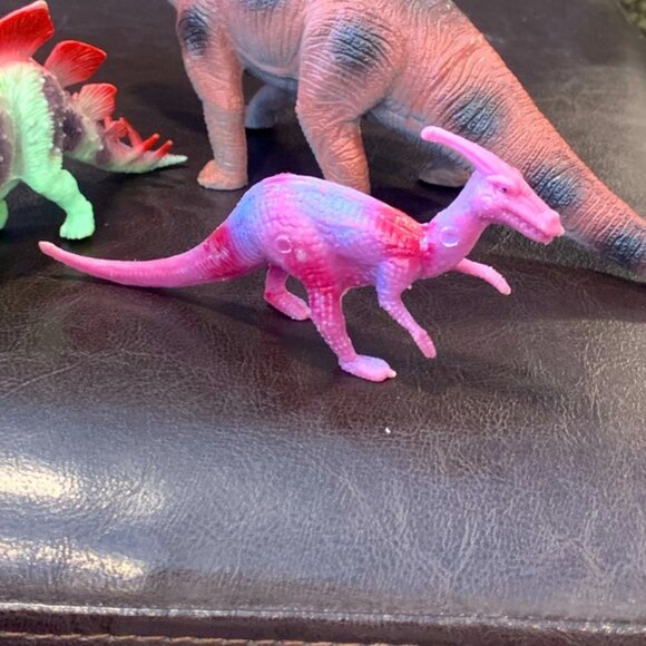 Prehistoric Parasaurolophus Toy Dinosaur, Plastic Vinyl Child’s Toy - Picture 5 of 6